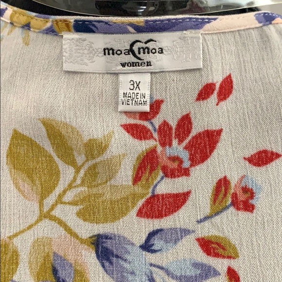 Moa Moa Plus Floral Kimona - 3X - Picture 6 of 7